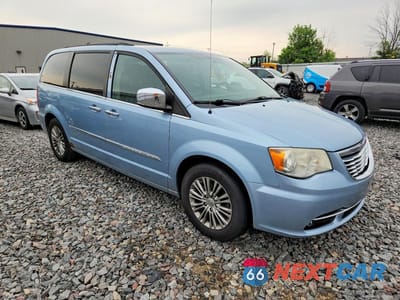 Czwarte zdjęcie samochodu z boku: 2013 CHRYSLER TOWN & COUNTRY TOURING L VIN:2C4RC1CG4DR569751 - miniatura