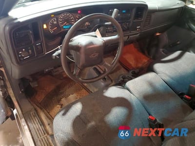 Zdjęcie 8 z 12 samochodu: 2002 CHEVROLET SILVERADO K1500 VIN:1GCEK14W82Z266188 - miniatura