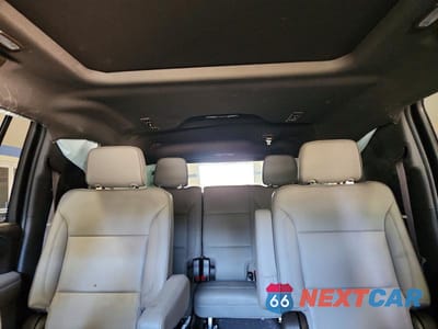 Zdjęcie 10 z 13 samochodu: 2023 GMC YUKON XL K1500 SLT VIN:1GKS2GKD7PR121081 - miniatura
