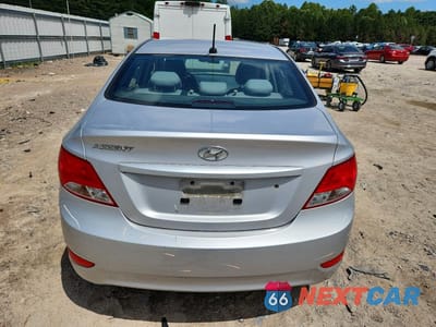 Zdjęcie 6 z 13 samochodu: 2017 HYUNDAI ACCENT SE VIN:KMHCT4AE7HU326321 - miniatura