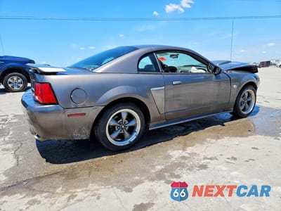 Trzecie zdjęcie samochodu z tyłu: 2004 FORD MUSTANG GT VIN:1FAFP42X94F184029 - miniatura