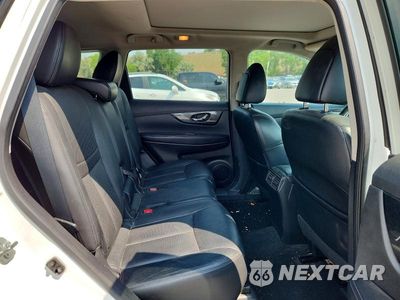 Zdjęcie 11 z 14 samochodu: 2015 NISSAN ROGUE SL VIN:5N1AT2MV3FC759015 - miniatura