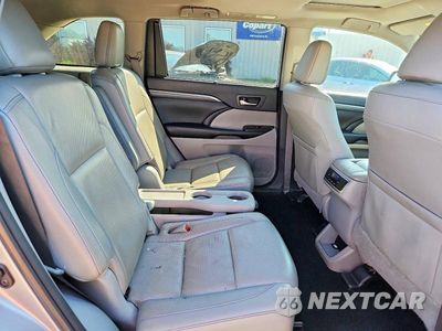 Zdjęcie 11 z 14 samochodu: 2019 TOYOTA HIGHLANDER LIMITED VIN:5TDDZRFH5KS747165 - miniatura