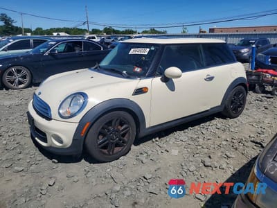 2013 MINI COOPER WMWSU3C58DT679961 - główne zdjęcie licytacji z USA - miniatura