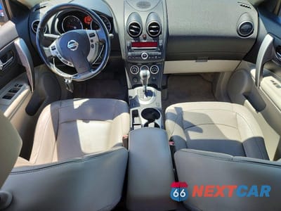 Zdjęcie 8 z 13 samochodu: 2010 NISSAN ROGUE S VIN:JN8AS5MV8AW112923 - miniatura