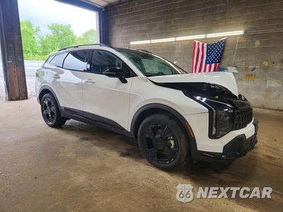 Czwarte zdjęcie samochodu z boku: 2026 KIA SPORTAGE X LINE VIN:5XYK6CDF7TG356144 - miniatura
