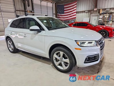 Czwarte zdjęcie samochodu z boku: 2020 AUDI Q5 PRESTIGE VIN:WA1CNAFY4L2094582 - miniatura