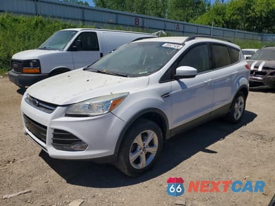 2015 FORD ESCAPE SE 1FMCU0GXXFUB36556 - główne zdjęcie licytacji z USA - miniatura
