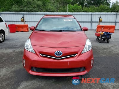 Piąte zdjęcie samochodu w środku: 2012 TOYOTA PRIUS V THREE VIN:JTDZN3EUXC3150576 - miniatura