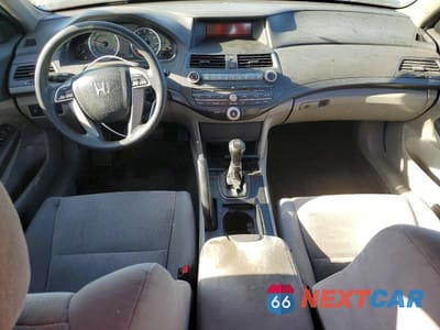 Zdjęcie 8 z 12 samochodu: 2010 HONDA ACCORD LX VIN:1HGCP2E37AA030858 - miniatura