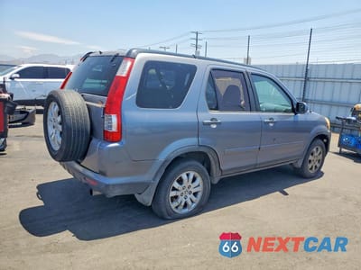 Trzecie zdjęcie samochodu z tyłu: 2005 HONDA CR-V SE VIN:JHLRD78915C022525 - miniatura