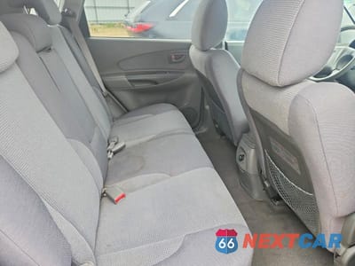 Zdjęcie 10 z 12 samochodu: 2006 HYUNDAI TUCSON GL VIN:KM8JM72D76U399391 - miniatura