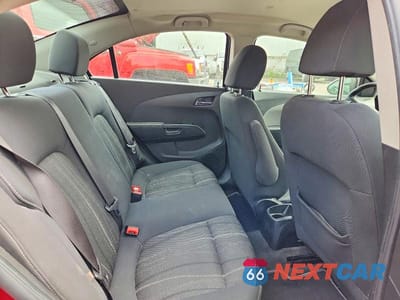 Zdjęcie 10 z 13 samochodu: 2018 CHEVROLET SONIC LT VIN:1G1JD5SG1J4134342 - miniatura