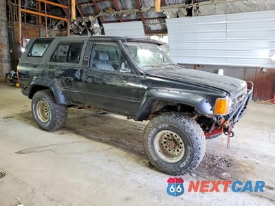 Czwarte zdjęcie samochodu z boku: 1986 TOYOTA 4RUNNER RN60 VIN:JT4RN62D7G0075302 - miniatura