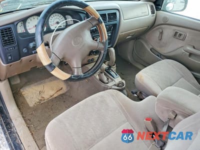 Zdjęcie 8 z 12 samochodu: 2004 TOYOTA TACOMA XTRACAB VIN:5TEWM72N64Z377356 - miniatura