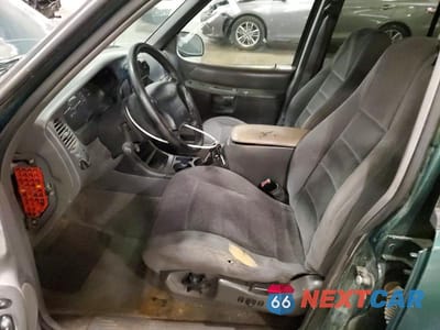 Zdjęcie 7 z 13 samochodu: 2001 FORD EXPLORER XLT VIN:1FMZU73E71ZA80885 - miniatura