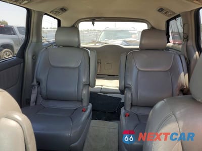 Zdjęcie 10 z 14 samochodu: 2004 TOYOTA SIENNA XLE LIMITED 7 PASSENGER VIN:5TDBA22C94S014989 - miniatura