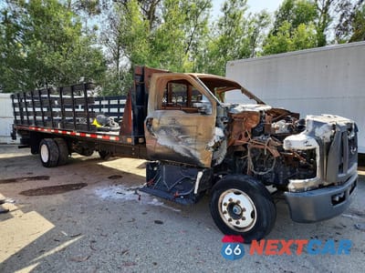 Czwarte zdjęcie samochodu z boku: 2017 FORD F650 DIESEL KICK-UP FRAME VIN:1FDNF6EC2HDB11465 - miniatura