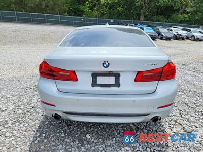 Zdjęcie 6 z 12 samochodu: 2019 BMW 530E VIN:WBAJA9C53KB393641 - miniatura