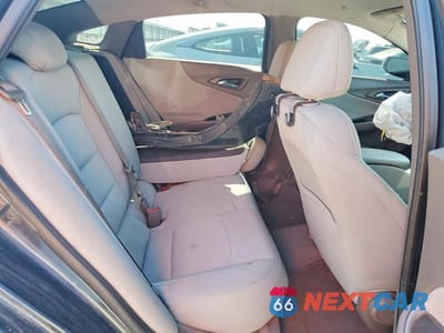 Zdjęcie 10 z 12 samochodu: 2019 CHEVROLET MALIBU LS VIN:1G1ZC5ST7KF192836 - miniatura