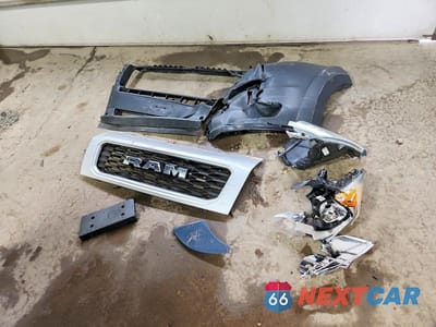 Zdjęcie 13 z 14 samochodu: 2019 RAM PROMASTER 3500 DELIVERY VAN VIN:3C6URVJG1KE560191 - miniatura