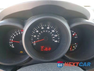 Zdjęcie 9 z 13 samochodu: 2013 KIA SOUL BASE VIN:KNDJT2A55D7585365 - miniatura