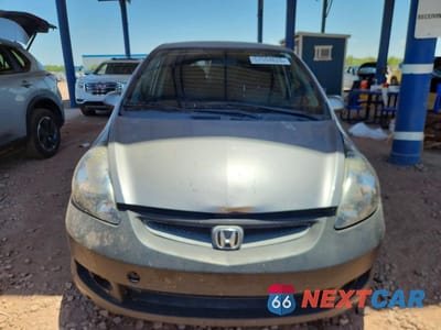 Piąte zdjęcie samochodu w środku: 2008 HONDA FIT SPORT VIN:JHMGD38638S014700 - miniatura