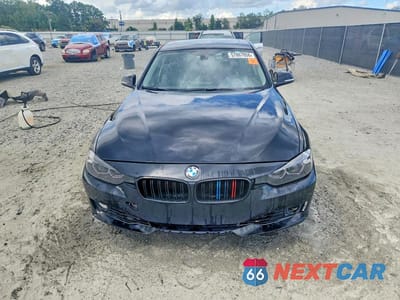 Piąte zdjęcie samochodu w środku: 2013 BMW 328 I VIN:WBA3A5C55DF601726 - miniatura