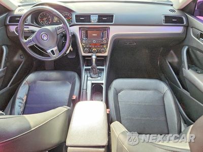Zdjęcie 8 z 12 samochodu: 2012 VOLKSWAGEN PASSAT SE VIN:1VWBP7A35CC014112 - miniatura