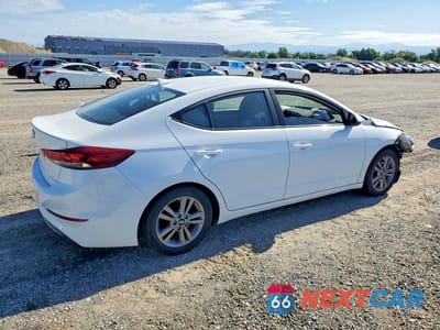 Trzecie zdjęcie samochodu z tyłu: 2017 HYUNDAI ELANTRA SE VIN:5NPD84LF6HH086298 - miniatura