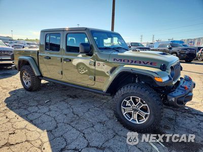 Czwarte zdjęcie samochodu z boku: 2025 JEEP GLADIATOR MOJAVE VIN:1C6RJTEG5SL543980 - miniatura
