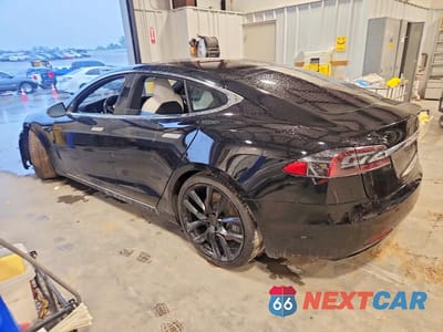 Drugie zdjęcie samochodu z przodu: 2020 TESLA MODEL S VIN:5YJSA1E28LF399767 - miniatura
