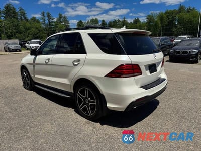 Trzecie zdjęcie samochodu z tyłu: 2017 MERCEDES-BENZ GLE 350 4MATIC VIN:4JGDA5HB0HA968134 - miniatura