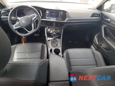 Zdjęcie 8 z 12 samochodu: 2024 VOLKSWAGEN JETTA SE VIN:3VWEM7BU8RM049571 - miniatura