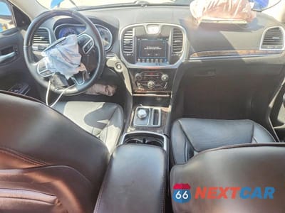 Zdjęcie 8 z 13 samochodu: 2018 CHRYSLER 300 LIMITED VIN:2C3CCAEG2JH263995 - miniatura