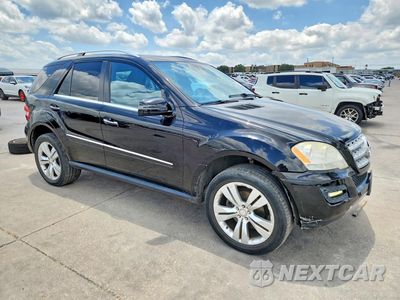 Czwarte zdjęcie samochodu z boku: 2011 MERCEDES-BENZ ML 350 4MATIC VIN:4JGBB8GB9BA706773 - miniatura