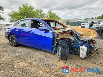 Czwarte zdjęcie samochodu z boku: 2025 HYUNDAI ELANTRA SEL VIN:KMHLS4DG2SU034048 - miniatura