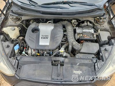 Zdjęcie 11 z 12 samochodu: 2015 HYUNDAI VELOSTER TURBO VIN:KMHTC6AE3FU249259 - miniatura