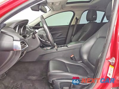 Zdjęcie 7 z 12 samochodu: 2017 JAGUAR XE PREMIUM VIN:SAJAJ4BVXHA969202 - miniatura