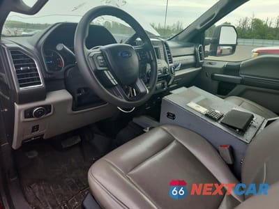 Zdjęcie 8 z 13 samochodu: 2017 FORD F550 SUPER DUTY VIN:1FD0X5HT9HED73071 - miniatura
