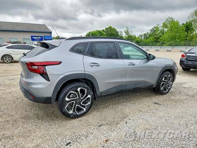 Trzecie zdjęcie samochodu z tyłu: 2025 CHEVROLET TRAX 2RS VIN:KL77LJEP6SC319077 - miniatura