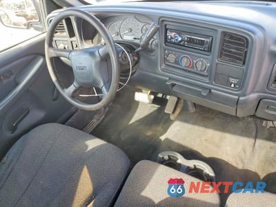 Zdjęcie 8 z 12 samochodu: 2002 GMC NEW SIERRA C1500 VIN:1GTEC14W92Z285345 - miniatura