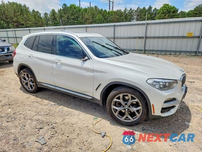 Czwarte zdjęcie samochodu z boku: 2021 BMW X3 XDRIVE30I VIN:5UXTY5C03M9H78004 - miniatura