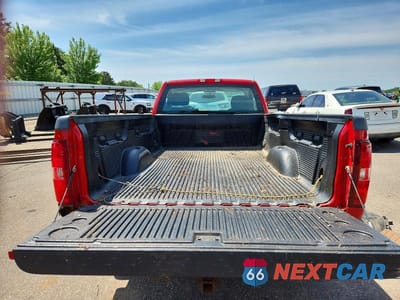 Zdjęcie 10 z 12 samochodu: 2011 CHEVROLET SILVERADO K1500 VIN:1GCNKPE09BZ324273 - miniatura