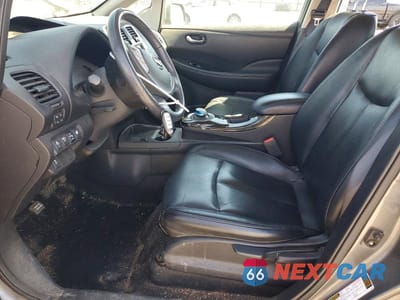 Zdjęcie 7 z 12 samochodu: 2016 NISSAN LEAF S-30 VIN:1N4BZ0CP9GC313974 - miniatura
