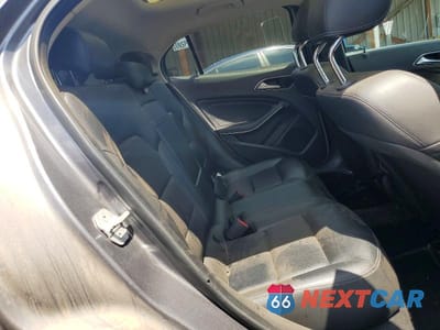 Zdjęcie 11 z 13 samochodu: 2015 MERCEDES-BENZ GLA 250 4MATIC VIN:WDCTG4GB0FJ182836 - miniatura
