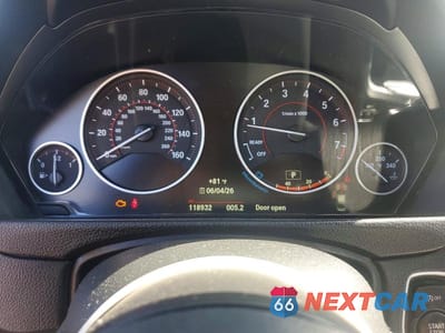 Zdjęcie 9 z 12 samochodu: 2018 BMW 330 XI VIN:WBA8D9G5XJNU66985 - miniatura
