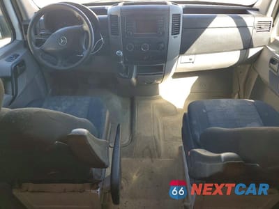 Zdjęcie 8 z 13 samochodu: 2016 MERCEDES-BENZ SPRINTER 2500 VIN:WD3PE8CD2GP177402 - miniatura