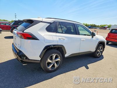 Trzecie zdjęcie samochodu z tyłu: 2024 TOYOTA RAV4 PRIME SE VIN:JTMAB3FV5RD218170 - miniatura