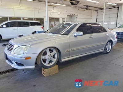 2004 MERCEDES-BENZ S 500 WDBNG75J54A403594 - główne zdjęcie licytacji z USA - miniatura
